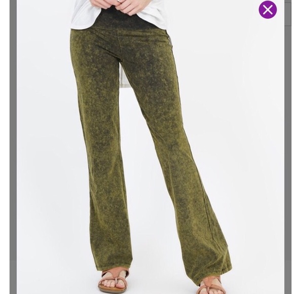 Zenana Outfitters Pants - Olive Mineral Wash Yoga Pants NWOT